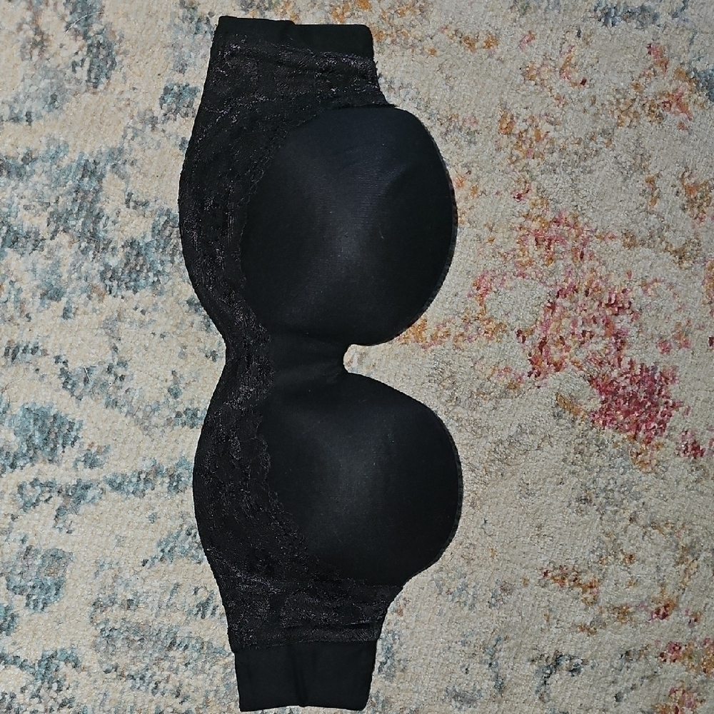 Victorias Secret Body By Victoria Lined Strapless Bra
